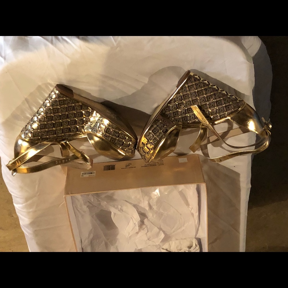 Michael Kors Wedge Peep Toes Gold